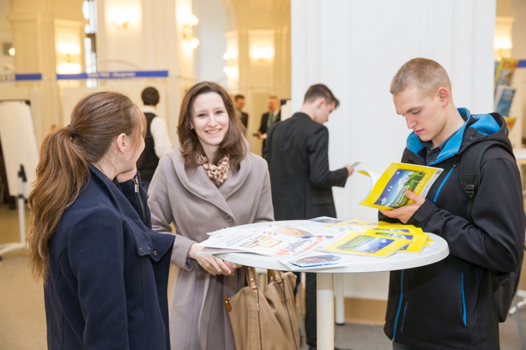 Отзывы сотрудников спб. НИИЭФА им Ефремова сотрудники. День карьеры и ярмарки вакансий. НИИЭФА им Ефремова фото. Вакансии для выпускников Политеха.